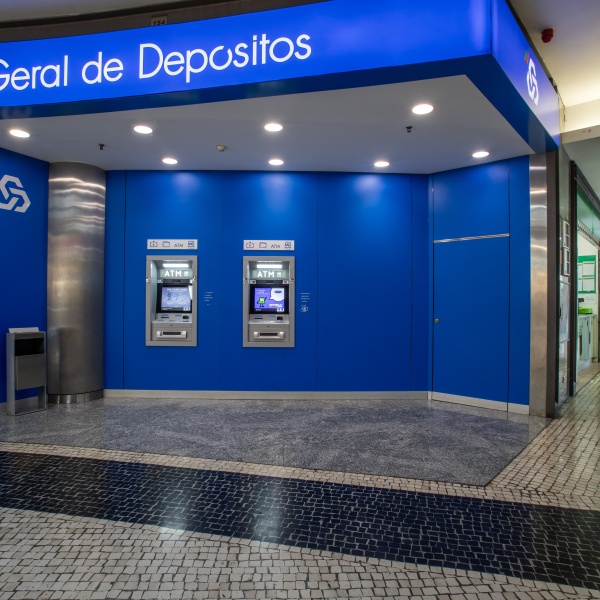 Caixa Multibanco
